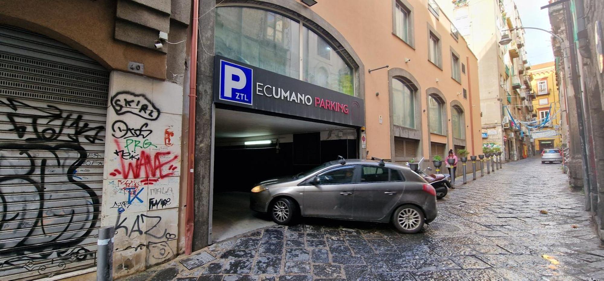 Sciuscia Beb Spaccanapoli エクステリア 写真